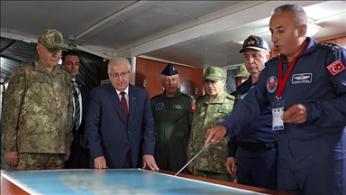 Türkiye's defense minister observes EFES-2024 exercise preparations