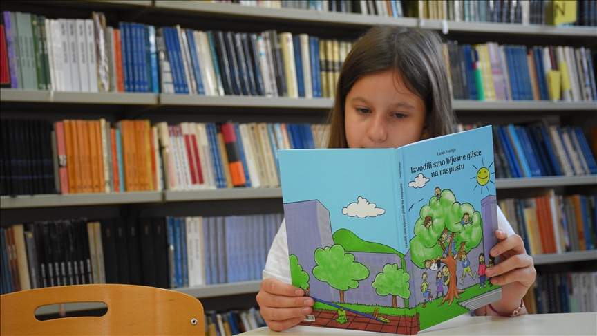 Najmlađa književnica u BiH: Desetogodišnja Farah napisala knjigu