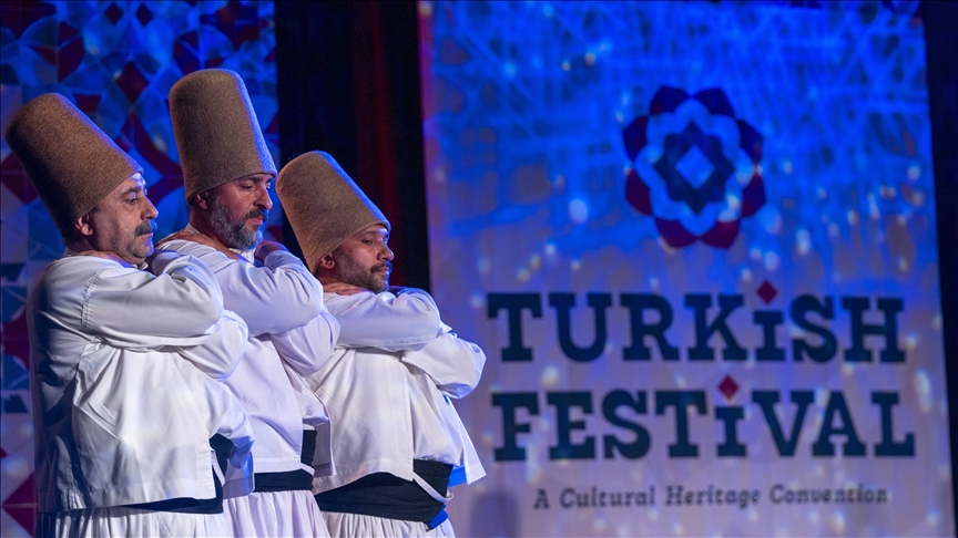 Turkish Festival takes off in Chicago, treating visitors to cultural spectacle