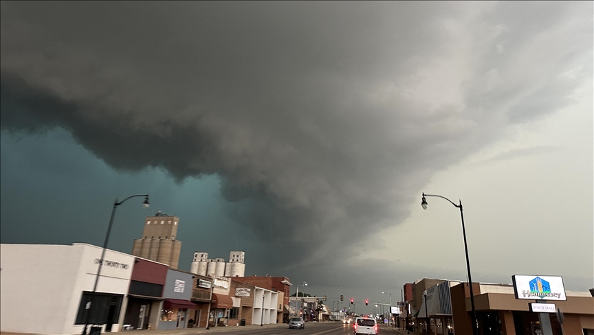 Tornado warnings issued in Texas, Oklahoma as severe storms sweep through US southern part