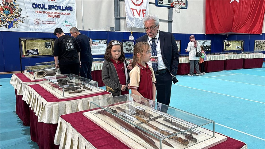 "Çanakkale 1915 Savaş Malzemeleri Gezici Müzesi" Kırklareli'nde ziyarete açıldı
