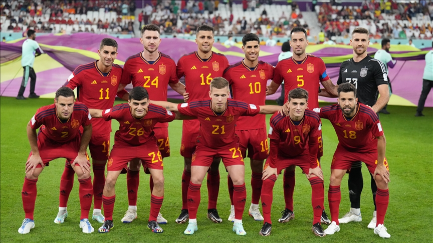 قدم.. لافوينتي يختار 29 لاعبا بقائمة إسبانيا لنهائيات “يورو 2024”