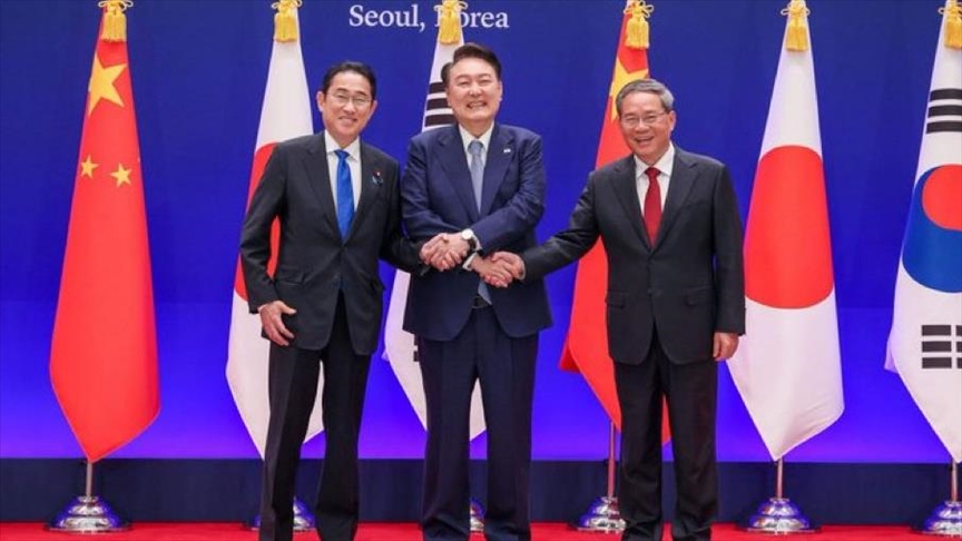 South Korea hosts Japanese, Chinese language leaders for trilateral summit