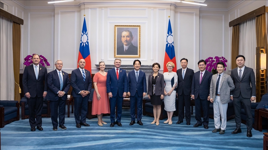 China protests as US lawmakers meet Taiwan's new president