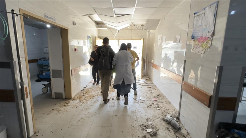 حريق كبير بجوار مستشفى برفح جراء قصف إسرائيلي
