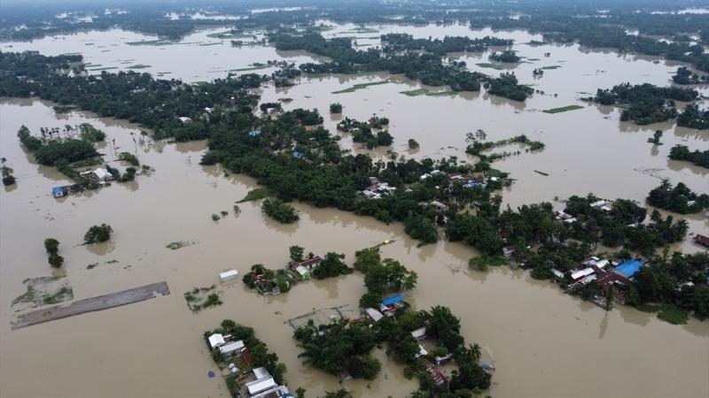 В результате обрушения карьера в Индии погибли 15 рабочих