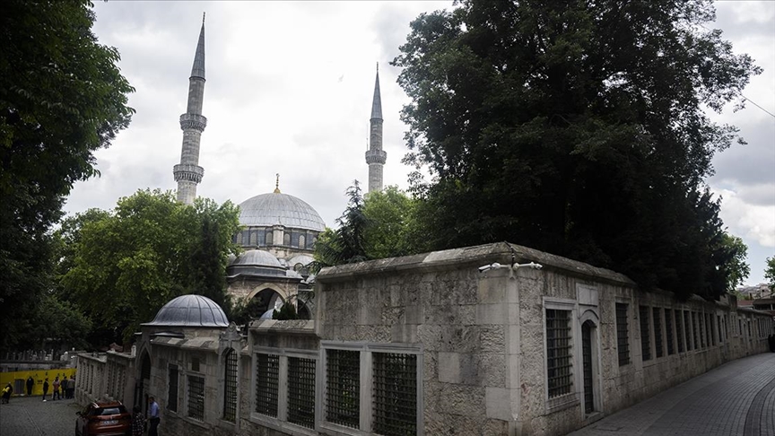 Fethin ardından İstanbul imar ve iskan faaliyetleriyle ihya edildi