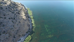 Selçuklu sarayının çevresindeki kalıntılar göldeki suların çekilmesiyle görünür hale geldi