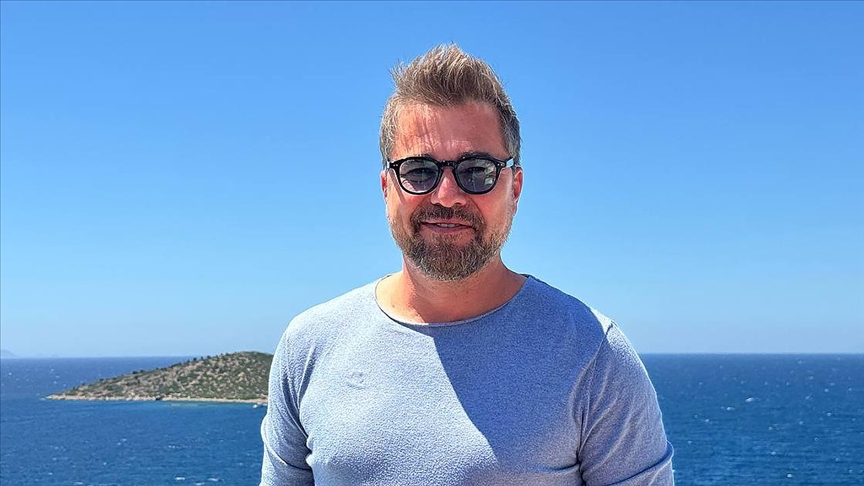 Oyuncu Engin Altan Düzyatan: "Cate Blanchett Cannes'da mükemmel bir şey yaptı"