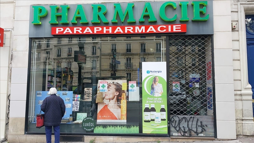 France : en grève, les pharmaciens manifestent à Paris 