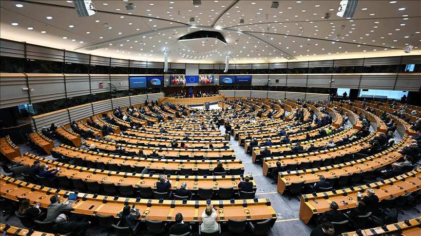 Police goal European Parliament staffer in Russian interference probe