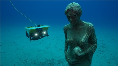 Yabancı arkeologlar Kemer'de su altındaki kültürel zenginlikleri gözlemledi