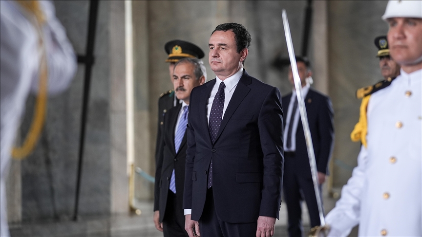 Премьер-министр Косово Альбин Курти посетил мавзолей Ататюрка