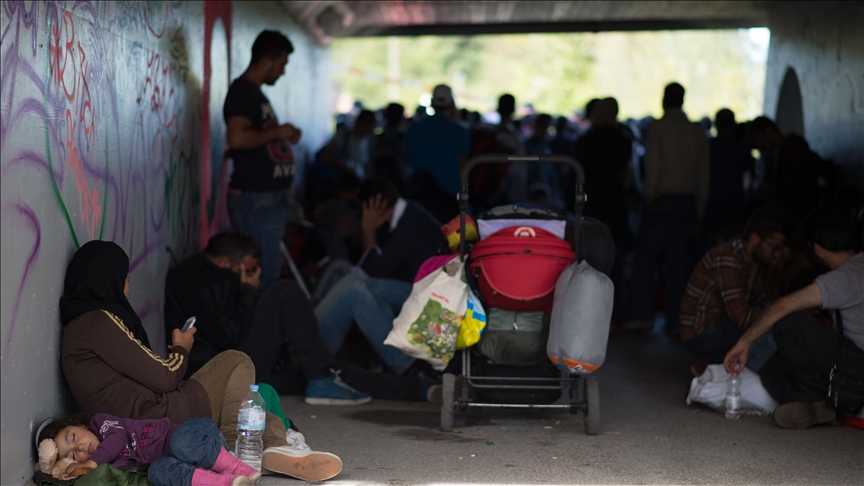 UN commissioner warns over escalating global refugee crisis UN commissioner warns over escalating global refugee crisis