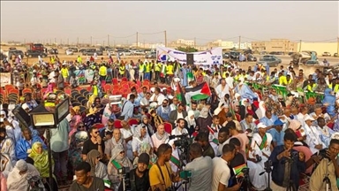 "رفح لن تنكسر".. مئات الموريتانيين يتظاهرون ضد الحرب على غزة 