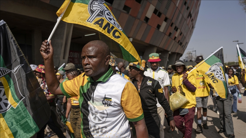 South Africa’s ruling ANC falls short of getting majority for first time since 1994