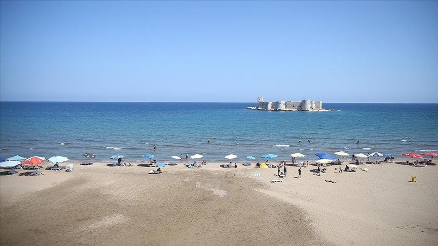 Mersin'deki Kızkalesi'nde oteller, Kurban Bayramı tatilini yoğun geçirecek