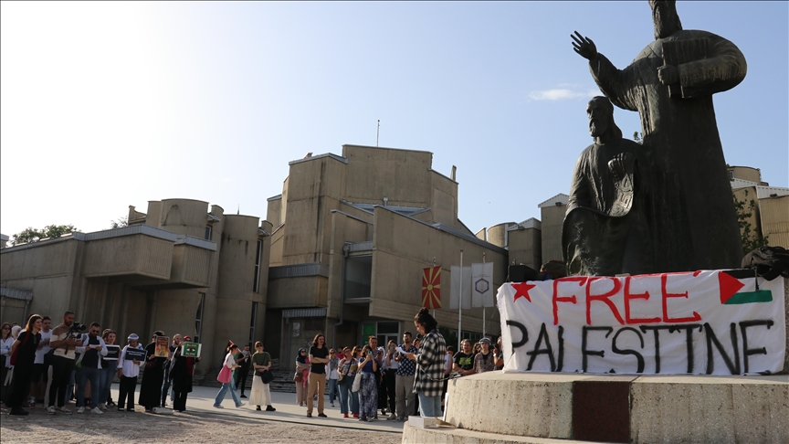 Shkup, Studentët E UKIM-it Përmes Një Proteste Shprehën Solidarizim Me ...