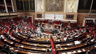 France : la motion de censure déposée par LFI contre le gouvernement rejetée 