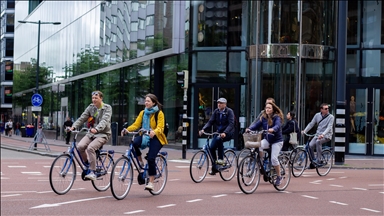 هولندا.. "أرض الدراجات الهوائية"