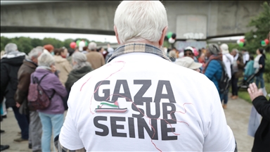 Paris: Manifestation de soutien à la Palestine dans un port de la Seine