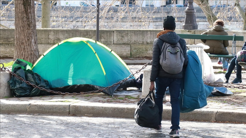 French authorities continue to expel homeless people from Paris ahead of Olympics