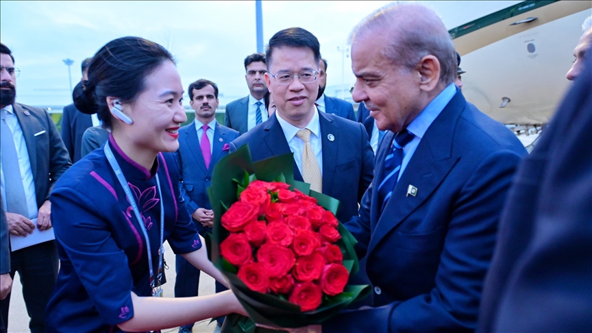 Pakistani premier begins China trip as two nations move to upgrade infrastructure network project