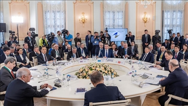 5 Eurasian Economic Union member states sign agreements to strengthen economic ties