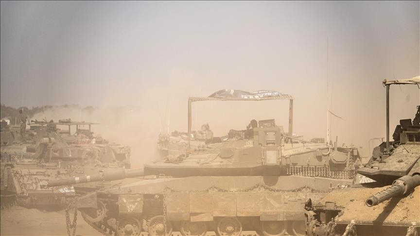 الجيش الإسرائيلي يبدأ عملية شرق البريج ودير البلح وسط قطاع غزة
