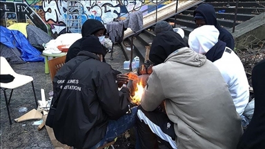 France : la justice ordonne l'expulsion d'une centaine de jeunes migrants d'un bâtiment associatif à Paris