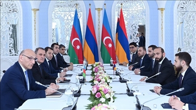 Azerbaijan says there are fewer open issues on draft peace deal with Armenia