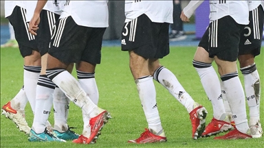 Alman gazeteci yazar Blaschke: Futbolda açık bir ırkçılık var