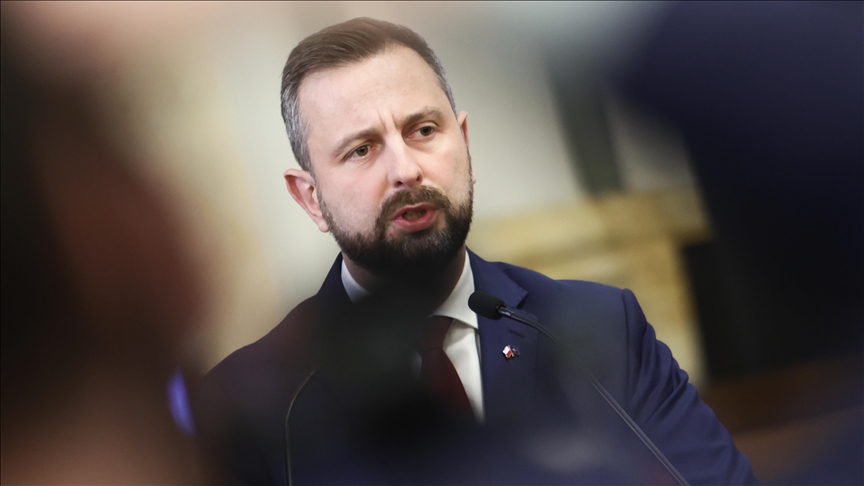 Polish defense minister slams arrest of soldiers accused of shooting at migrants