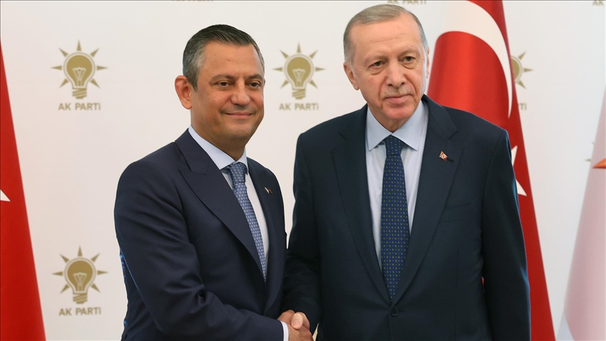 Cumhurbaşkanı Erdoğan, CHP Genel Başkanı Özel'e iadeiziyarette bulunacak