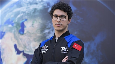 Türkiye's 2nd astronaut to honor Turkish, Azerbaijani flags in space