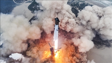 SpaceX: le vaisseau Starship réussit son amerrissage pour la première fois