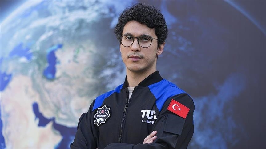 Турецкий астронавт готовится к суборбитальному полету