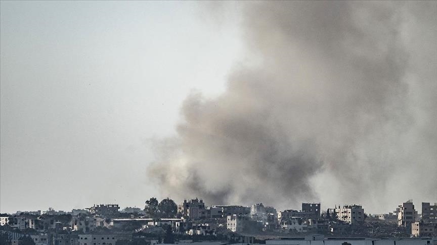 قتلى بغارات إسرائيلية على مناطق متفرقة من غزة وحرائق بمخيم البريج