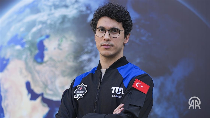 Le deuxième astronaute turc, Atasever, effectuera un vol suborbital le 8 juin