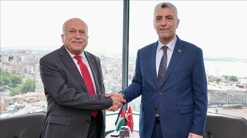 Turkish, Palestinian ministers ink protocol on economic cooperation in Istanbul
