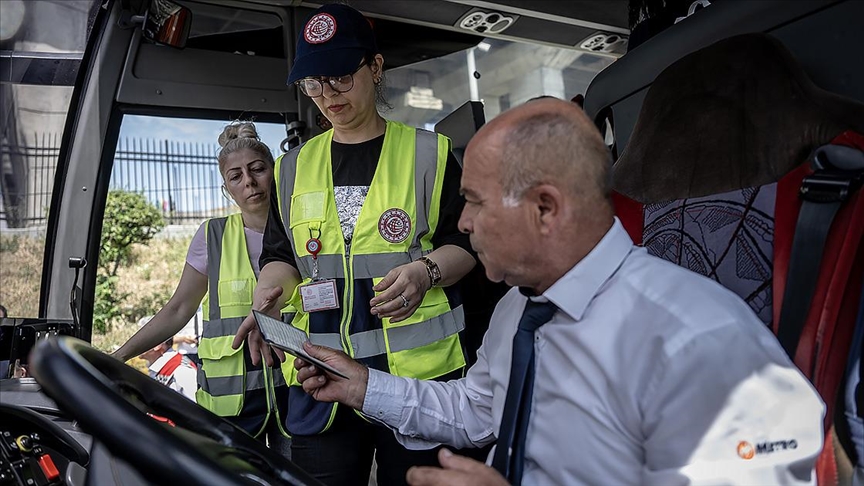 Ulaştırma ve Altyapı Bakanlığı ekipleri Esenler Otogarı'nda denetim yaptı