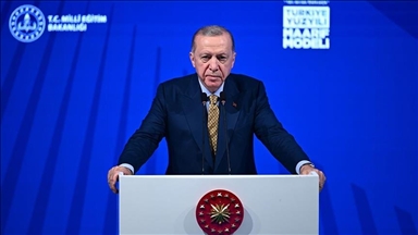 ئەردۆغان: "بە هیچ شێوەیەک ڕێگە نادەین دەست بۆ ماف و ئازادییەکانی گەلەکەمان و ڕۆڵەکانی ئایندەمان درێژ بکرێت"