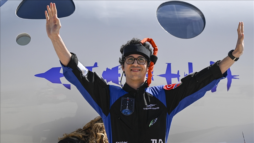 El segundo astronauta turco completa con éxito un vuelo suborbital de naturaleza científica 