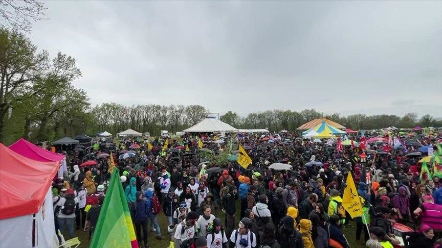 France/Autoroute A69 : Une centaine de black blocs s’est réunie avant la manifestation
