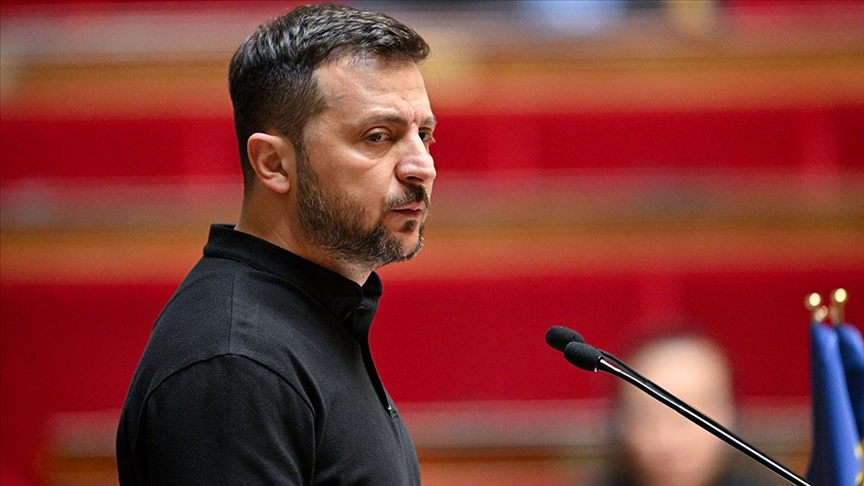 Zelenskiy, Ukrayna Zirvesi'nin savaşı sona erdirmeye yönelik ilk adım olduğunu söyledi