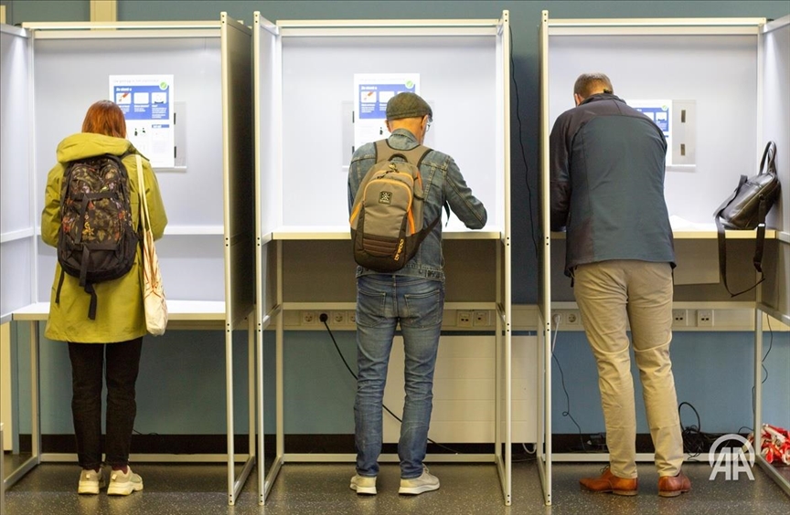 France / Elections européennes : le taux de participation s'élève à 19,81% à midi (officiel)