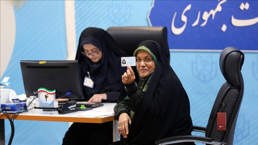 إيران.. المرشحة زهرة إلهيان تنسحب من سباق انتخابات الرئاسة