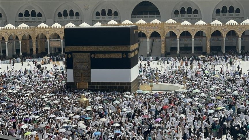 السعودية: تفويج الحجاج من المدينة إلى مكة يبلغ ذروته الثلاثاء