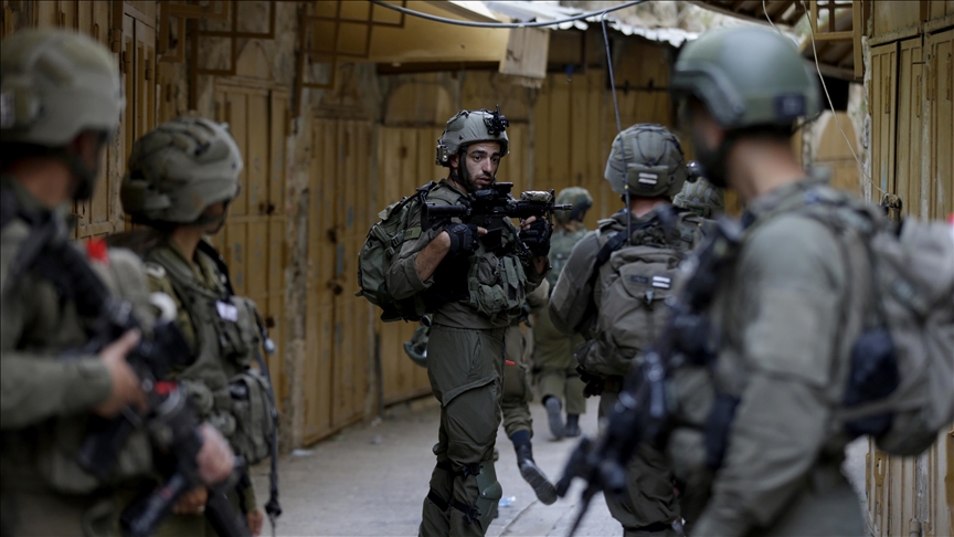İsrail'de yüzlerce asker ailesinden çocuklarına "silahlarınızı bırakıp evinize dönün" çağrısı