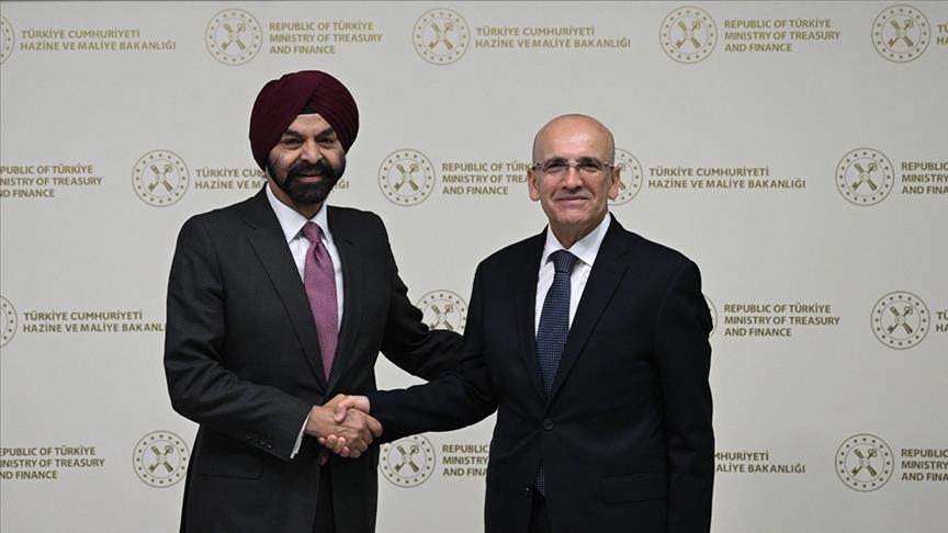 Turkish finance minister receives World Bank chief